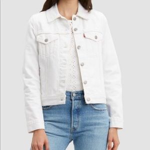 NWT Levi’s Original Trucker Jacket in White Size L